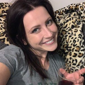 Meet your Posher, Hope